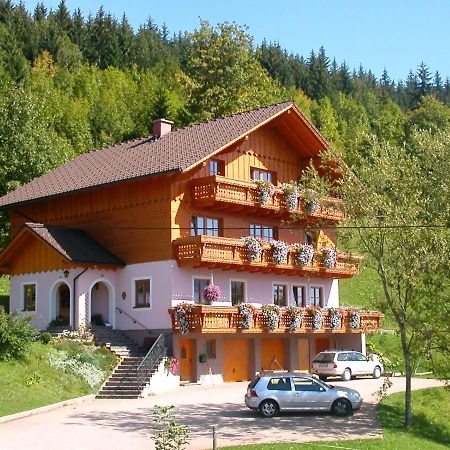 Urlaub Am Bauernhof Bei Familie Steinbrecher Бад-Міттерндорф Екстер'єр фото